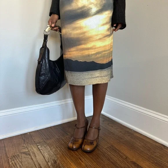 VINTAGE 1999 PRADA LEATHER FLORAL MARY JANE HEELS - Picture 6 of 11